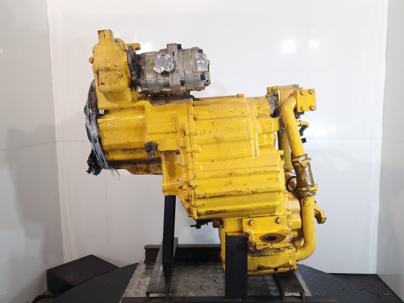 Komatsu 714-17-X0011 WA420-3 Wheel Loader Gearbox Industrial - Pārnesumkārba - Industriālā iekārta: foto 3 Komatsu 714-17-X0011 WA420-3 Wheel Loader Gearbox Industrial - Pārnesumkārba - Industriālā iekārta: foto 3