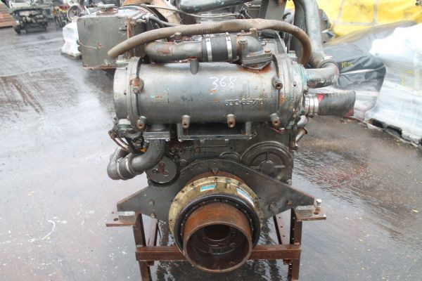 Komatsu SD140 / EM665A-A - Dzinējs - Industriālā iekārta: foto 4 Komatsu SD140 / EM665A-A - Dzinējs - Industriālā iekārta: foto 4
