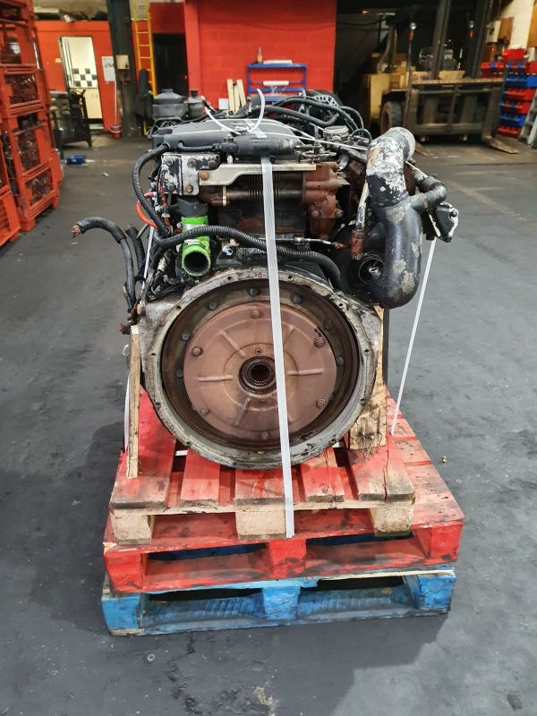 MAN D0836 LOH52 - Dzinējs: foto 2 MAN D0836 LOH52 - Dzinējs: foto 2