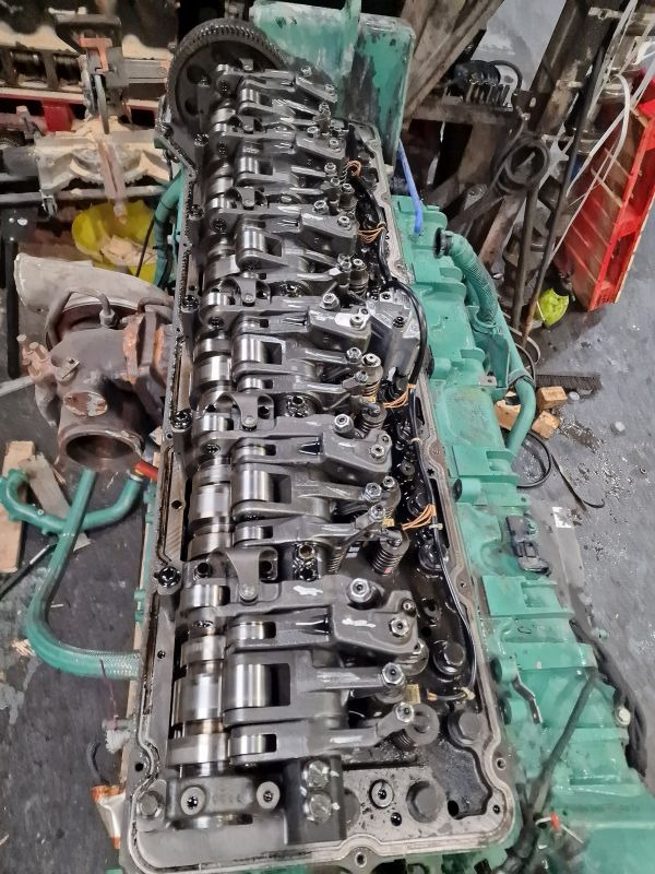 Volvo TAD1643VE-B Engine (Industrial) - Dzinējs - Industriālā iekārta: foto 3 Volvo TAD1643VE-B Engine (Industrial) - Dzinējs - Industriālā iekārta: foto 3