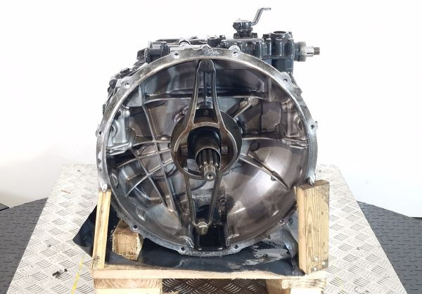 ZF 6S800TO Gearbox - Pārnesumkārba: foto 2 ZF 6S800TO Gearbox - Pārnesumkārba: foto 2