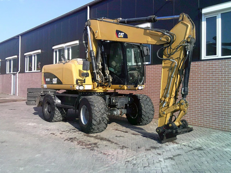 Caterpillar M315D - Riteņu ekskavators: foto 4 Caterpillar M315D - Riteņu ekskavators: foto 4