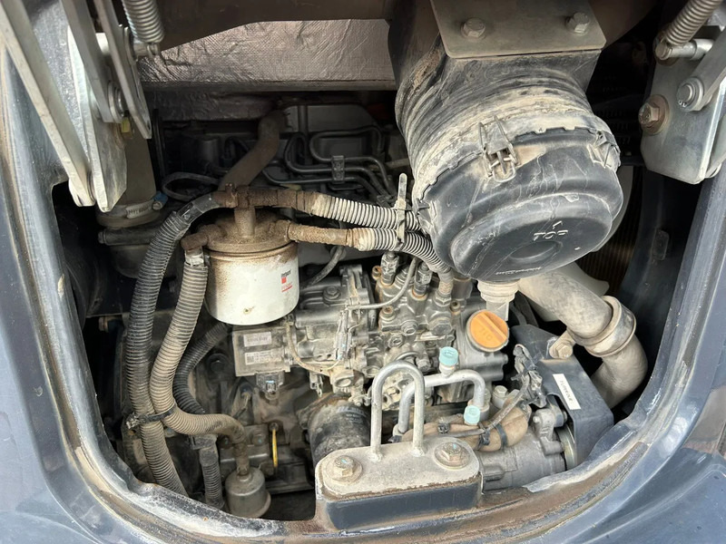 Hitachi ZX38U-5A CLR - Mini-ekskavators: foto 5 Hitachi ZX38U-5A CLR - Mini-ekskavators: foto 5