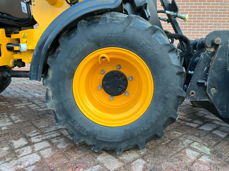 Kāpurķēžu kompaktiekrāvējs JCB 403 PLUS: foto 6
