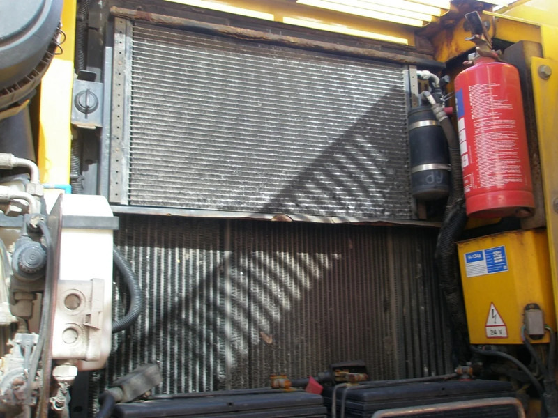 Riteņu ekskavators JCB JS175W: foto 6 Riteņu ekskavators JCB JS175W: foto 6