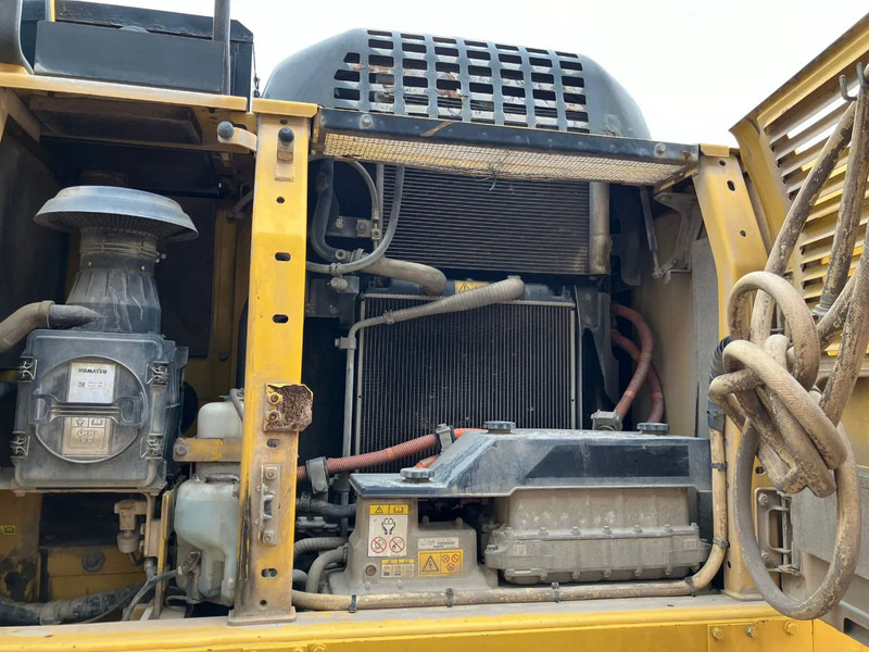 Kāpurķēžu ekskavators Komatsu HB215LC-2: foto 6