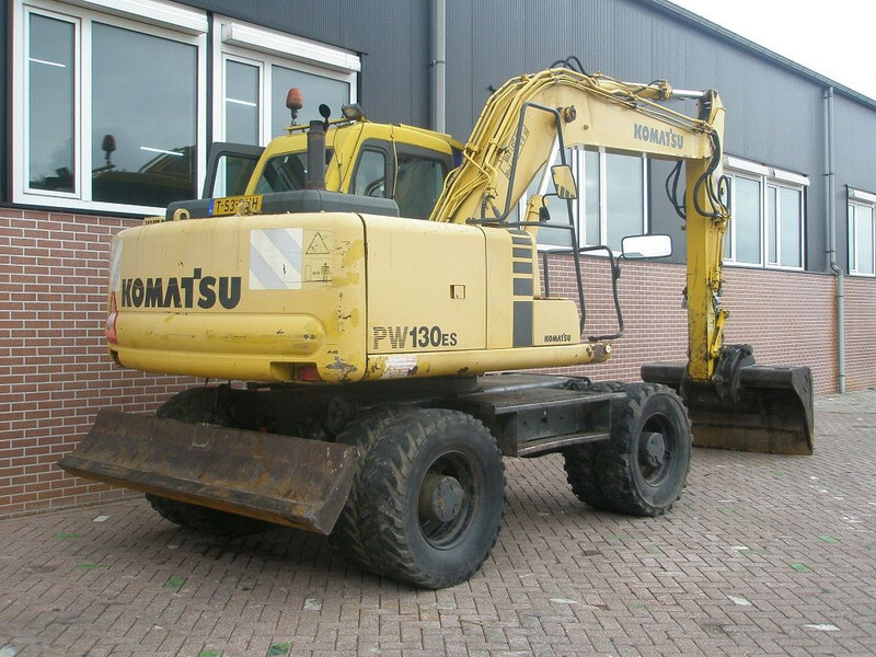 Komatsu PW 130ES-6K - Riteņu ekskavators: foto 3 Komatsu PW 130ES-6K - Riteņu ekskavators: foto 3