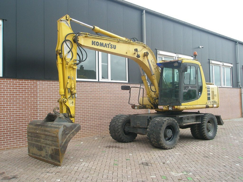 Komatsu PW 130ES-6K - Riteņu ekskavators: foto 1 Komatsu PW 130ES-6K - Riteņu ekskavators: foto 1