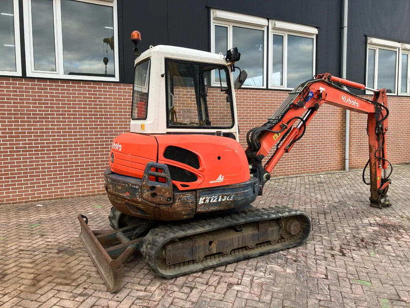 Kubota KX121-3 - Mini-ekskavators: foto 4 Kubota KX121-3 - Mini-ekskavators: foto 4