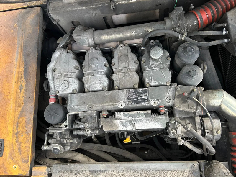 Liebherr A924C - Atkritumu iekrāvējs: foto 5 Liebherr A924C - Atkritumu iekrāvējs: foto 5