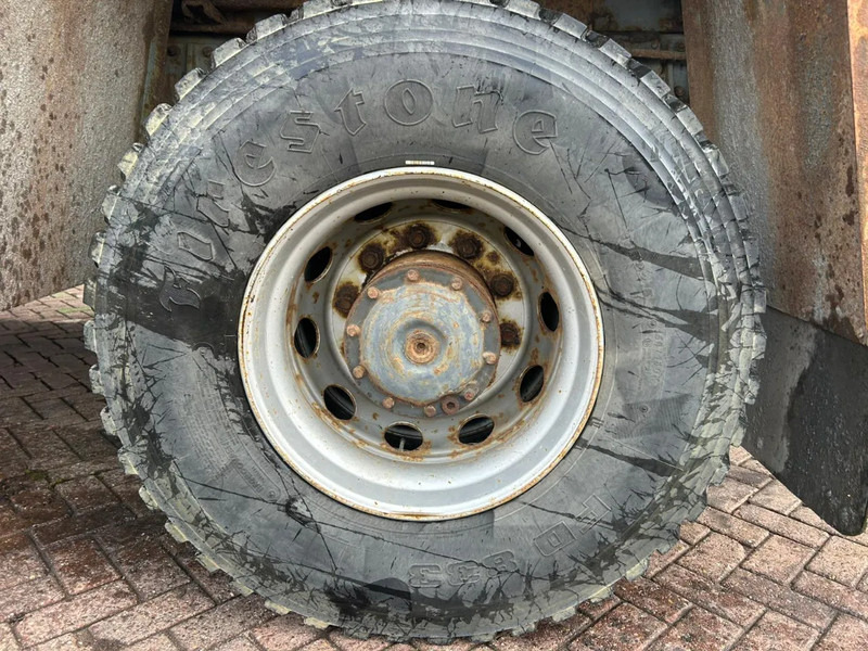 Kravas automašīna pašizgāzējs Mercedes-Benz 2024: foto 17 Kravas automašīna pašizgāzējs Mercedes-Benz 2024: foto 17