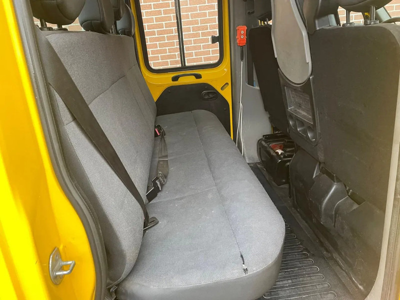 Renault Master - Automašīna ar kravas platformu, Kravas-pasažieru furgons: foto 5 Renault Master - Automašīna ar kravas platformu, Kravas-pasažieru furgons: foto 5