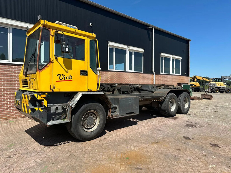 Terberg CC CC26 - Konteineru vedējs/ Kravas automašīna ar noņemamā virsbūve: foto 1 Terberg CC CC26 - Konteineru vedējs/ Kravas automašīna ar noņemamā virsbūve: foto 1