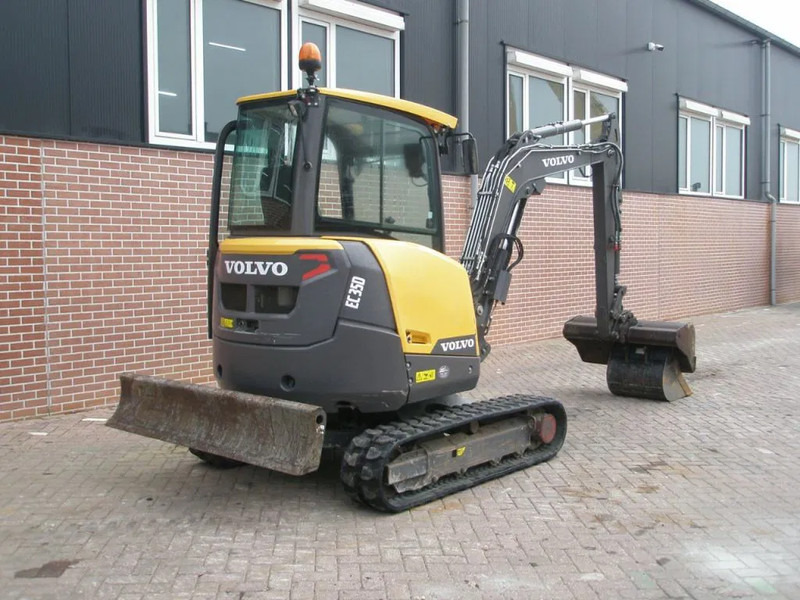 Volvo EC35D - Mini-ekskavators: foto 3 Volvo EC35D - Mini-ekskavators: foto 3