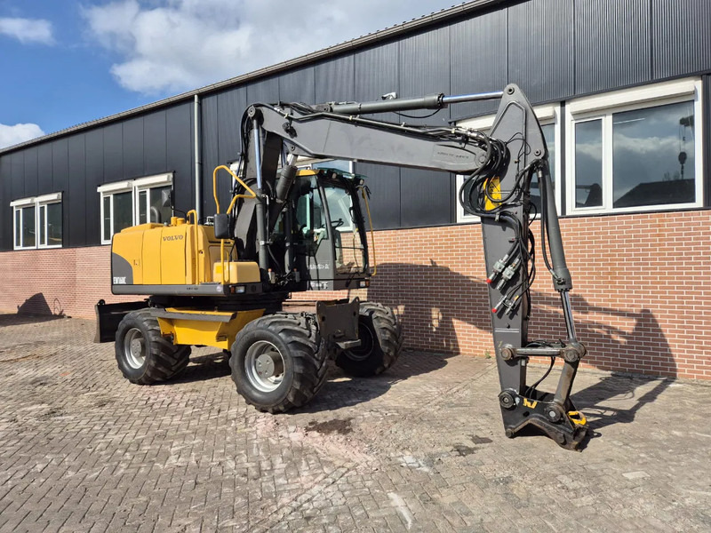 Volvo EW160C - Riteņu ekskavators: foto 2 Volvo EW160C - Riteņu ekskavators: foto 2