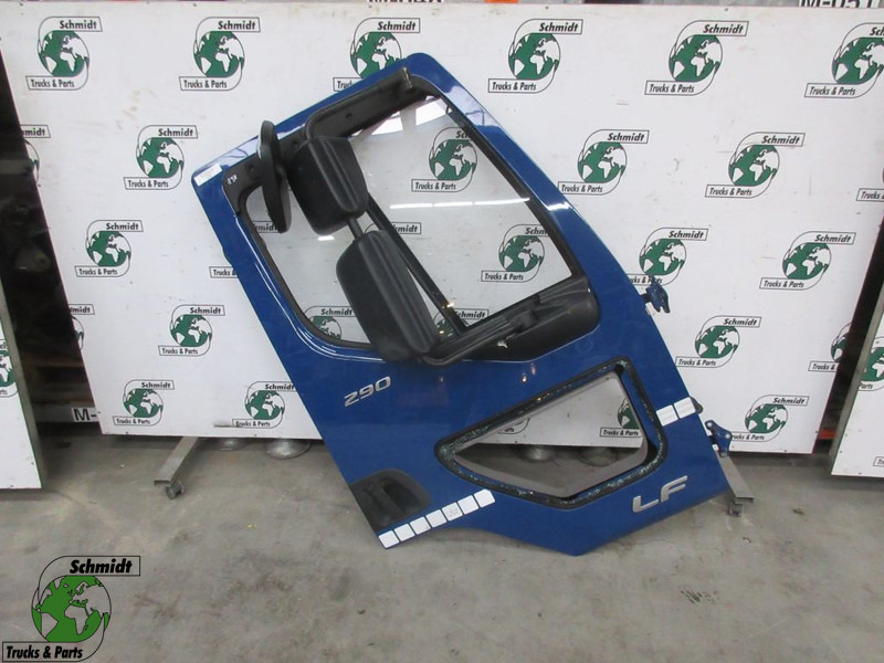 DAF 1715427 DEUR RECHTS LF 290 EURO 6 MET RAAM - Durvis un rezerves daļas - Kravas automašīna: foto 1 DAF 1715427 DEUR RECHTS LF 290 EURO 6 MET RAAM - Durvis un rezerves daļas - Kravas automašīna: foto 1