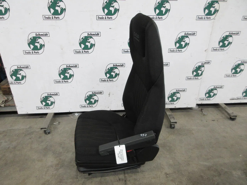 DAF 1715495 //1715487 STOELEN SET DAF LF 230 EURO 6 MODEL 2020 - Sēdeklis - Kravas automašīna: foto 5 DAF 1715495 //1715487 STOELEN SET DAF LF 230 EURO 6 MODEL 2020 - Sēdeklis - Kravas automašīna: foto 5
