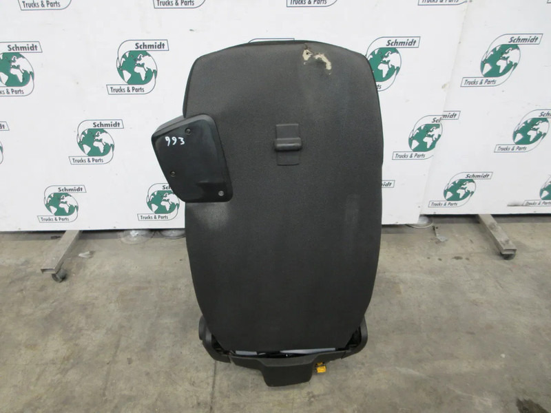 DAF 1715495 //1715487 STOELEN SET DAF LF 230 EURO 6 MODEL 2020 - Sēdeklis - Kravas automašīna: foto 4 DAF 1715495 //1715487 STOELEN SET DAF LF 230 EURO 6 MODEL 2020 - Sēdeklis - Kravas automašīna: foto 4