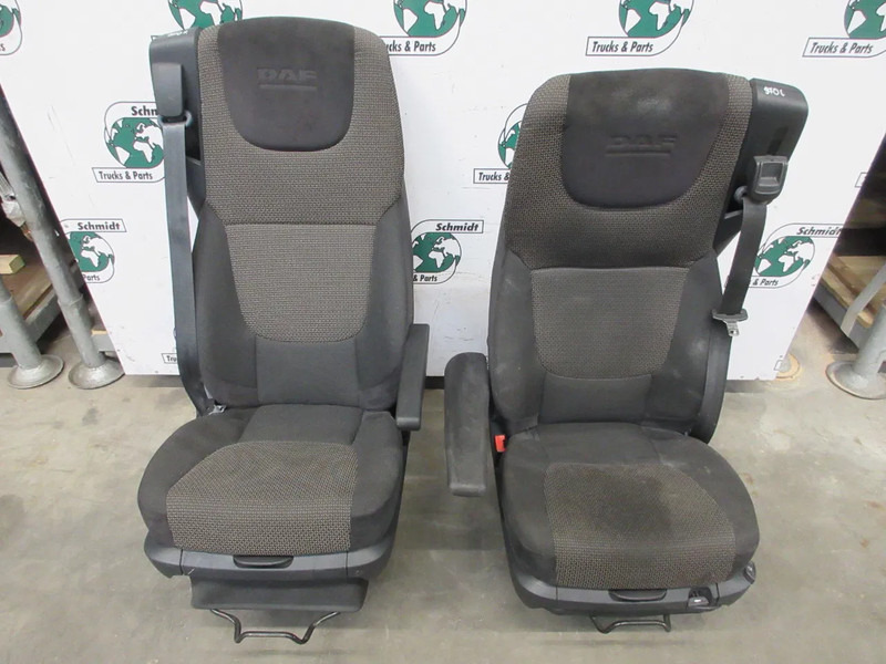 DAF 1978966//1844380 STOELEN SET DAF CF 440 EURO 6 MODEL 2018 - Sēdeklis - Kravas automašīna: foto 5 DAF 1978966//1844380 STOELEN SET DAF CF 440 EURO 6 MODEL 2018 - Sēdeklis - Kravas automašīna: foto 5