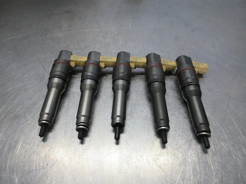 DAF 2005596 INJECTOR DAF MX 13 U2 460 PK EURO 6 5X OPVOORRAAD - Degvielas filtrs - Kravas automašīna: foto 4 DAF 2005596 INJECTOR DAF MX 13 U2 460 PK EURO 6 5X OPVOORRAAD - Degvielas filtrs - Kravas automašīna: foto 4