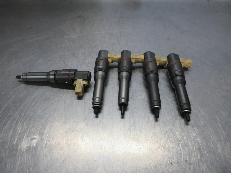 DAF 2005596 INJECTOR DAF MX 13 U2 460 PK EURO 6 5X OPVOORRAAD - Degvielas filtrs - Kravas automašīna: foto 2 DAF 2005596 INJECTOR DAF MX 13 U2 460 PK EURO 6 5X OPVOORRAAD - Degvielas filtrs - Kravas automašīna: foto 2