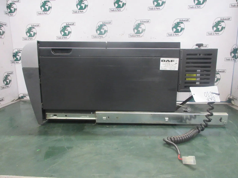 DAF 2130638 // 2133309// 1943737 DAF XF KOELKAST MODEL 2021 - Elektrosistēma - Kravas automašīna: foto 4 DAF 2130638 // 2133309// 1943737 DAF XF KOELKAST MODEL 2021 - Elektrosistēma - Kravas automašīna: foto 4