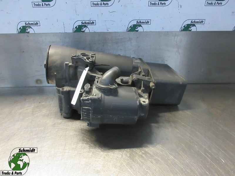 DAF XF450 2296261 OLIEMODULE EURO 6 - Eļļas dzesētājs - Kravas automašīna: foto 1 DAF XF450 2296261 OLIEMODULE EURO 6 - Eļļas dzesētājs - Kravas automašīna: foto 1