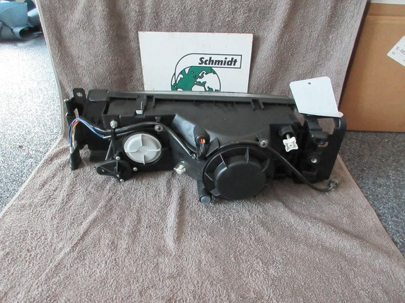 Iveco 500340408 KOPLAMP IVECO EUROTECH MODEL EURO 2 NIEUWE !! LINKS - Tuvās gaismas - Kravas automašīna: foto 3 Iveco 500340408 KOPLAMP IVECO EUROTECH MODEL EURO 2 NIEUWE !! LINKS - Tuvās gaismas - Kravas automašīna: foto 3