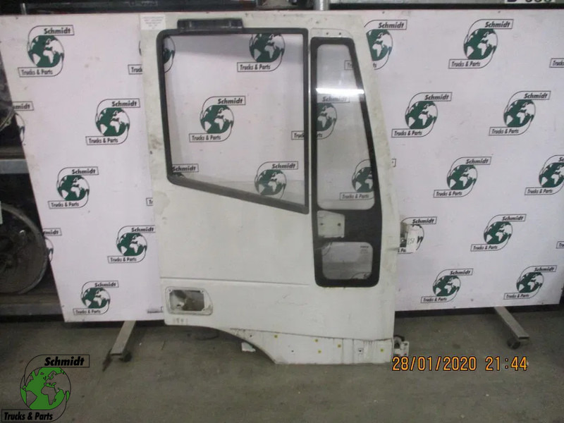 Iveco 504034092 RECHTS EURO CARGO - Durvis un rezerves daļas - Kravas automašīna: foto 1 Iveco 504034092 RECHTS EURO CARGO - Durvis un rezerves daļas - Kravas automašīna: foto 1