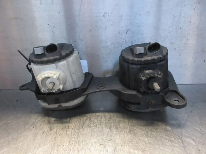 Iveco 504181095 // 504181096 MISTLAMP IVECO HI WAY EURO 6 RECHTS EN LINKS - Miglas lukturis - Kravas automašīna: foto 4 Iveco 504181095 // 504181096 MISTLAMP IVECO HI WAY EURO 6 RECHTS EN LINKS - Miglas lukturis - Kravas automašīna: foto 4