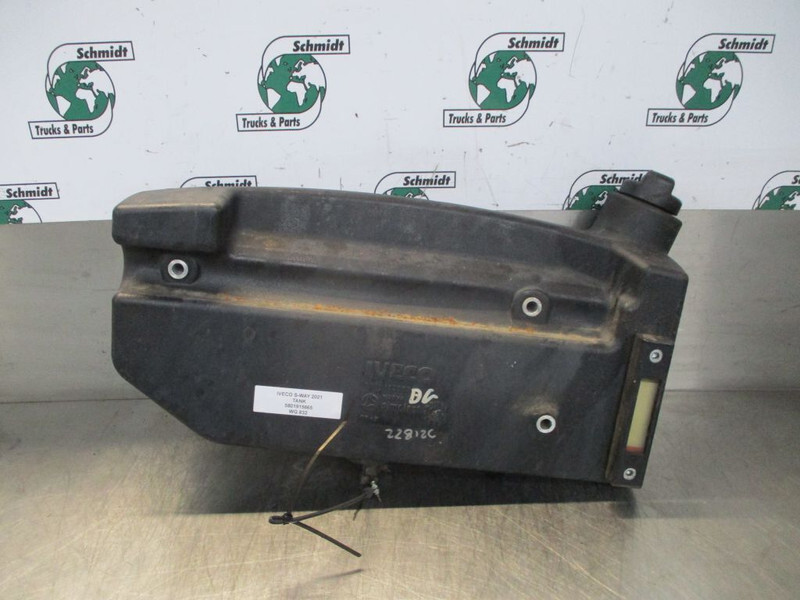 Iveco 5801915665 KLEINE BRANSTOF TANK S WAY LPG - Degvielas tvertne - Kravas automašīna: foto 4 Iveco 5801915665 KLEINE BRANSTOF TANK S WAY LPG - Degvielas tvertne - Kravas automašīna: foto 4