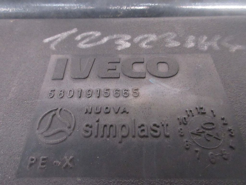 Iveco 5801915665 KLEINE BRANSTOF TANK S WAY LPG - Degvielas tvertne - Kravas automašīna: foto 5 Iveco 5801915665 KLEINE BRANSTOF TANK S WAY LPG - Degvielas tvertne - Kravas automašīna: foto 5