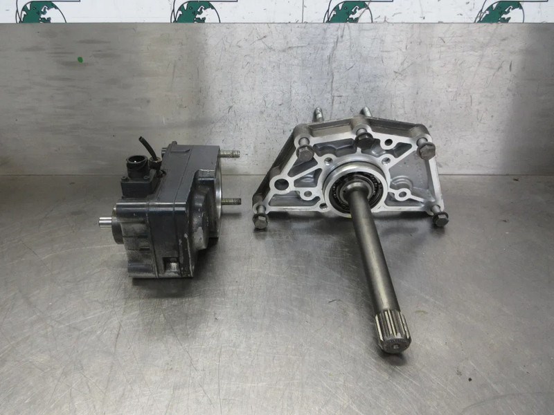 Iveco 8870548 S WAY MODEL 2021 TRAXON TRANSMISSIE - Hidraulika - Kravas automašīna: foto 4 Iveco 8870548 S WAY MODEL 2021 TRAXON TRANSMISSIE - Hidraulika - Kravas automašīna: foto 4