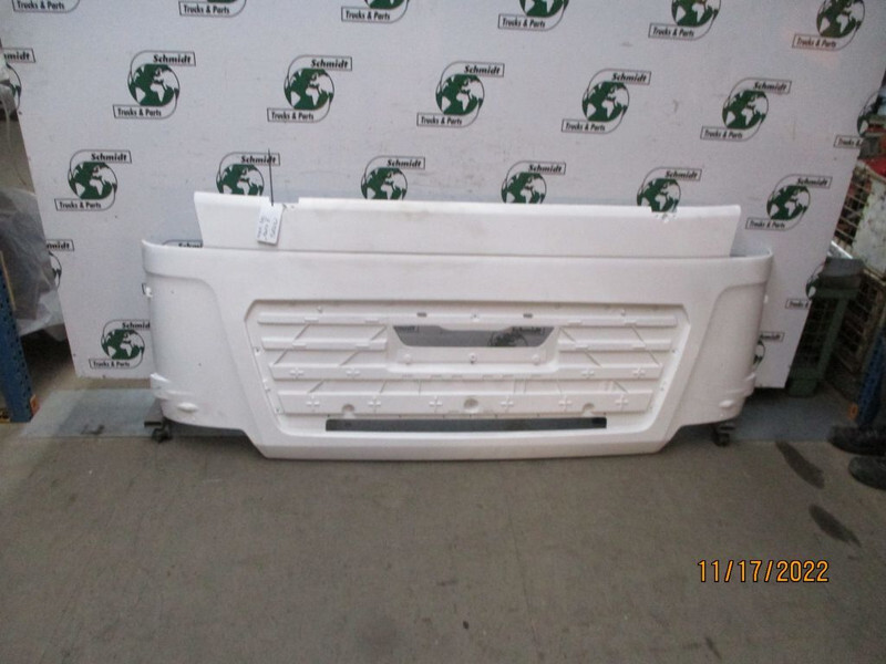 MAN 81.6110-6091//6098//6118 GRILL TGX EURO 5 - Radiatora reste - Kravas automašīna: foto 3 MAN 81.6110-6091//6098//6118 GRILL TGX EURO 5 - Radiatora reste - Kravas automašīna: foto 3
