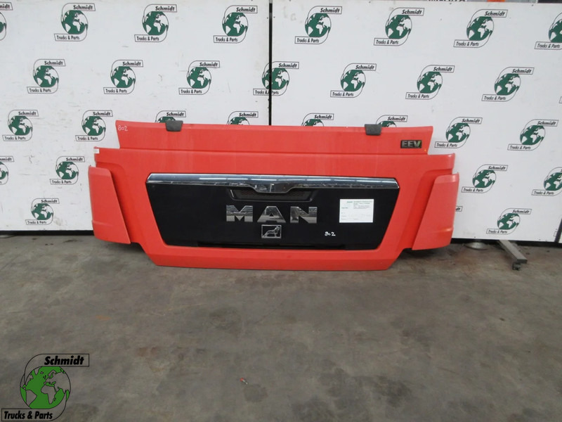 MAN 81.61110-6041//81.61110-6076 VOOR GRILL MAN TGX EURO 5 - Radiatora reste - Kravas automašīna: foto 1 MAN 81.61110-6041//81.61110-6076 VOOR GRILL MAN TGX EURO 5 - Radiatora reste - Kravas automašīna: foto 1