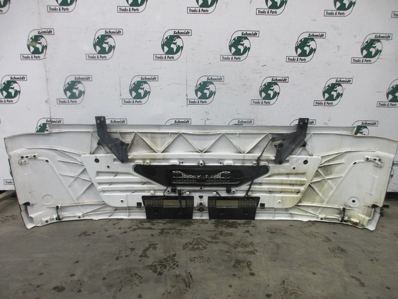 MAN 81.61110-6104 // 81.61110-6090 GRILL SMAL TGM 18.250 EURO 6 - Radiatora reste - Kravas automašīna: foto 2 MAN 81.61110-6104 // 81.61110-6090 GRILL SMAL TGM 18.250 EURO 6 - Radiatora reste - Kravas automašīna: foto 2