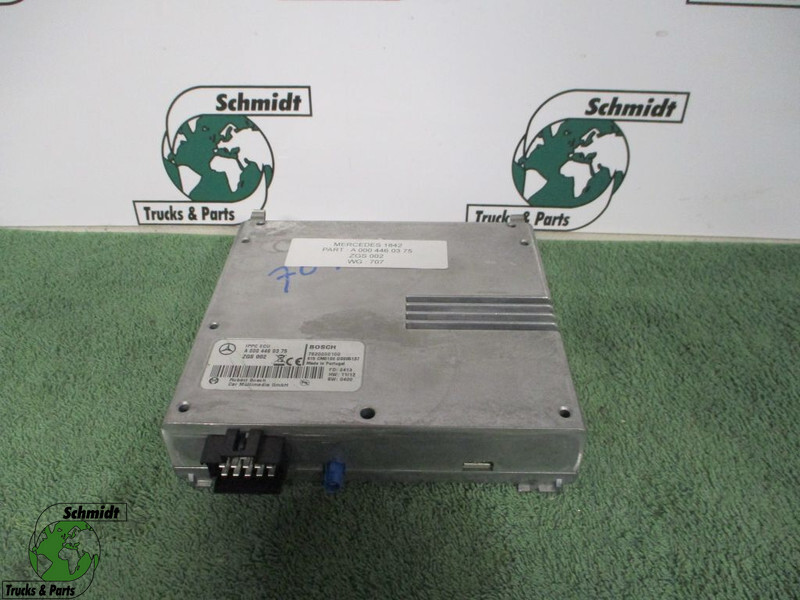 Mercedes-Benz A 000 446 03 75 IPPC/ECCU ZGS 002 - Elektroniskais vadības bloks (ECU) - Kravas automašīna: foto 1 Mercedes-Benz A 000 446 03 75 IPPC/ECCU ZGS 002 - Elektroniskais vadības bloks (ECU) - Kravas automašīna: foto 1