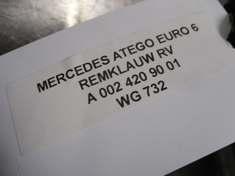 Mercedes-Benz A 002 420 90 01 // 17 01 REMKLAUW RV VOOR EN ACHTER ATEGO EURO 6 - Bremžu suports - Kravas automašīna: foto 4 Mercedes-Benz A 002 420 90 01 // 17 01 REMKLAUW RV VOOR EN ACHTER ATEGO EURO 6 - Bremžu suports - Kravas automašīna: foto 4