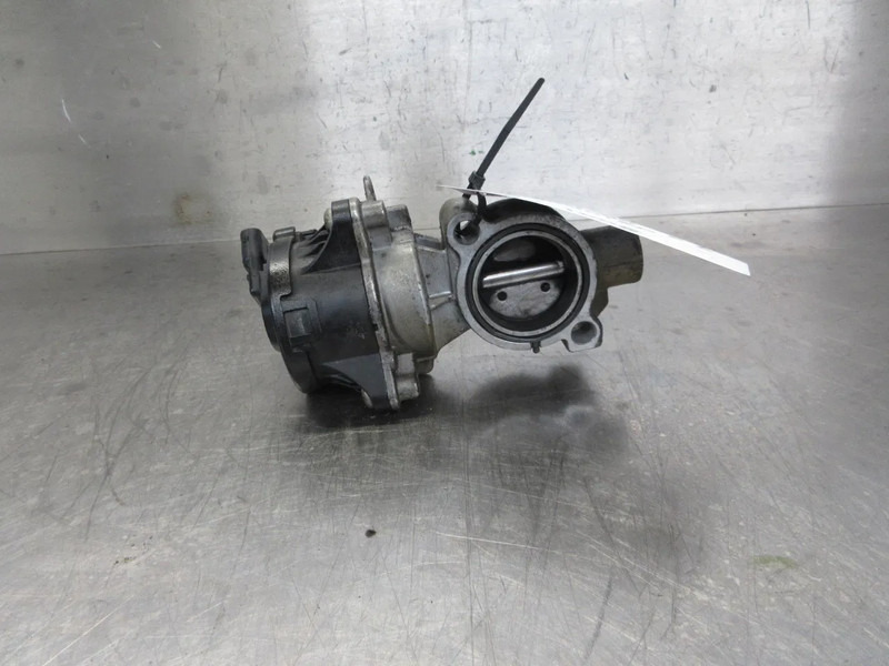Mercedes-Benz A 934 090 03 31 SMOORKLEP MERCEDES BENZ 1221 EURO 6 - Dzinējs un rezerves daļas - Kravas automašīna: foto 3 Mercedes-Benz A 934 090 03 31 SMOORKLEP MERCEDES BENZ 1221 EURO 6 - Dzinējs un rezerves daļas - Kravas automašīna: foto 3