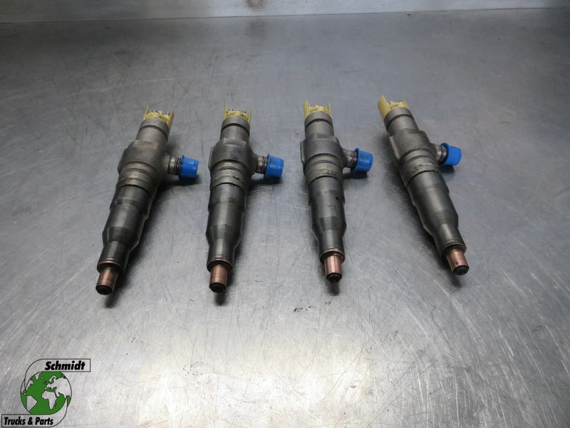 Mercedes-Benz A 936 070 17 87 // A 936 070 21 87 // A 936 178 70 02 INJECTORS DEMO MERCEDES OM 936LA EURO 6 - Degvielas filtrs - Kravas automašīna: foto 1 Mercedes-Benz A 936 070 17 87 // A 936 070 21 87 // A 936 178 70 02 INJECTORS DEMO MERCEDES OM 936LA EURO 6 - Degvielas filtrs - Kravas automašīna: foto 1