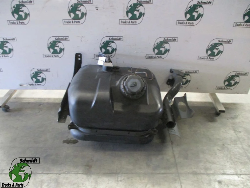 Mercedes-Benz A 967 471 04 01 NIEUWE EN GEBRUIKT 120 LITER TANK ATEGO EURO 6 - Degvielas tvertne - Kravas automašīna: foto 1 Mercedes-Benz A 967 471 04 01 NIEUWE EN GEBRUIKT 120 LITER TANK ATEGO EURO 6 - Degvielas tvertne - Kravas automašīna: foto 1