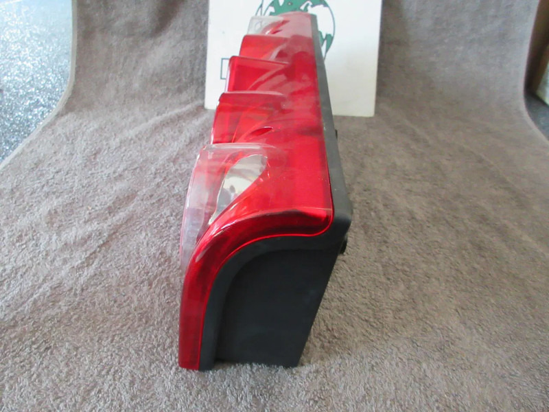 Schmitz Cargobull 1008680//25-6010-50 ACHTERLAMP NIEUWE !!!! - Tālās gaismas - Kravas automašīna: foto 4 Schmitz Cargobull 1008680//25-6010-50 ACHTERLAMP NIEUWE !!!! - Tālās gaismas - Kravas automašīna: foto 4