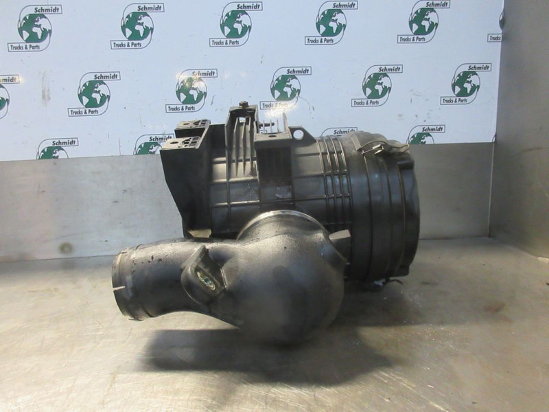 Volvo 20732730//21742299 LUCHTFILTERHUIS VOLVO FL 210 EURO 6 - Gaisa filtrs - Kravas automašīna: foto 3 Volvo 20732730//21742299 LUCHTFILTERHUIS VOLVO FL 210 EURO 6 - Gaisa filtrs - Kravas automašīna: foto 3