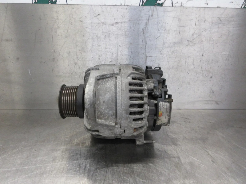 Volvo 22218393 // 22591472 DYNAMO VOLVO FM 370 EURO 6 - Ģenerators - Kravas automašīna: foto 3 Volvo 22218393 // 22591472 DYNAMO VOLVO FM 370 EURO 6 - Ģenerators - Kravas automašīna: foto 3