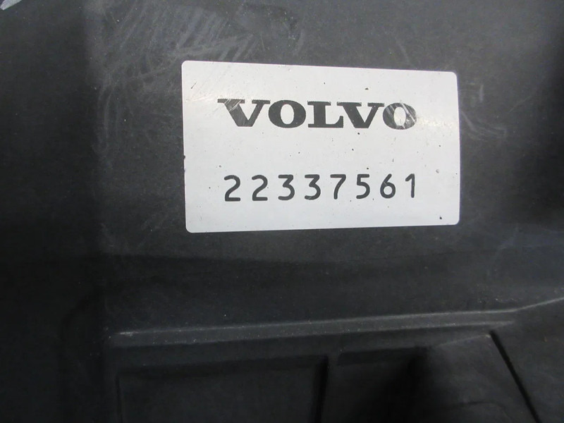 Volvo 22337561 LUCHTFILTER VOLVO FM 370 EURO 6 MODEL 2018 - Gaisa filtrs - Kravas automašīna: foto 5 Volvo 22337561 LUCHTFILTER VOLVO FM 370 EURO 6 MODEL 2018 - Gaisa filtrs - Kravas automašīna: foto 5