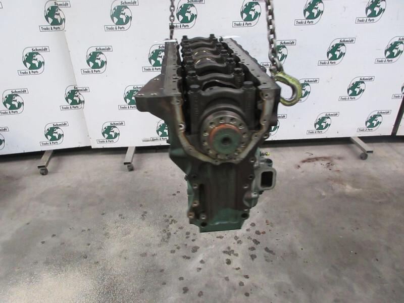 Volvo DC11CL*L EURO 5 EEV ONDERBLOCK COMPLEET FM 370 - Cilindru bloks - Kravas automašīna: foto 4 Volvo DC11CL*L EURO 5 EEV ONDERBLOCK COMPLEET FM 370 - Cilindru bloks - Kravas automašīna: foto 4