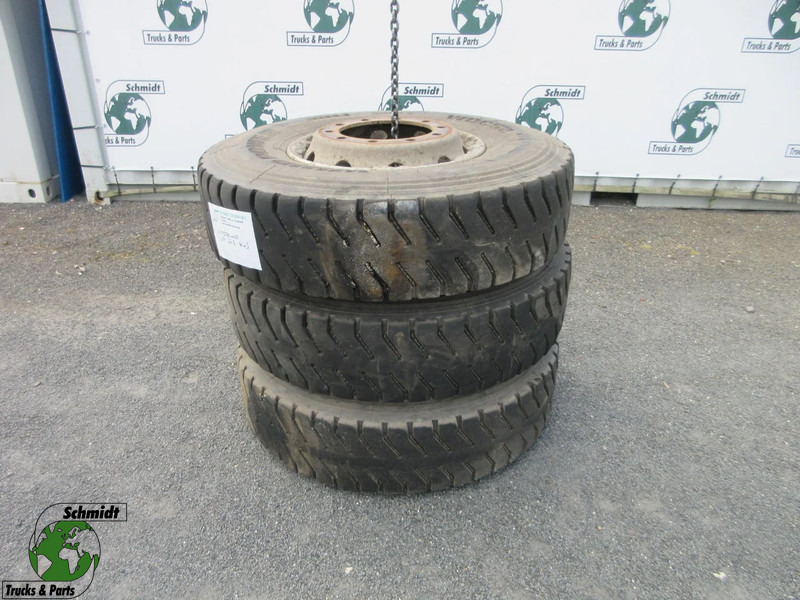 Windpower 13R 22.5 M+S 2 X BAND MET WIEL WINDPOWER WDC52 - Riepa - Kravas automašīna: foto 1 Windpower 13R 22.5 M+S 2 X BAND MET WIEL WINDPOWER WDC52 - Riepa - Kravas automašīna: foto 1