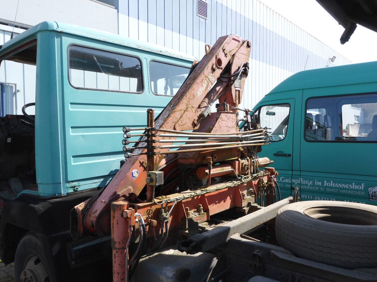 Mercedes-Benz 814 Kipper + Atlaskran AK30.1 + Nutzlast 2720KG - Komercauto pašizgāzējs: foto 3 Mercedes-Benz 814 Kipper + Atlaskran AK30.1 + Nutzlast 2720KG - Komercauto pašizgāzējs: foto 3