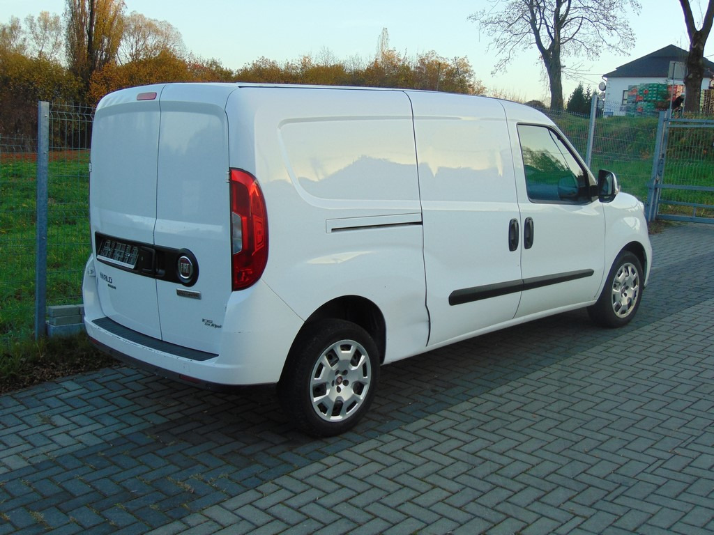 FIAT Doblo 1,6 MultiJet 105KM MAXI MAX - Mazs furgons: foto 4 FIAT Doblo 1,6 MultiJet 105KM MAXI MAX - Mazs furgons: foto 4