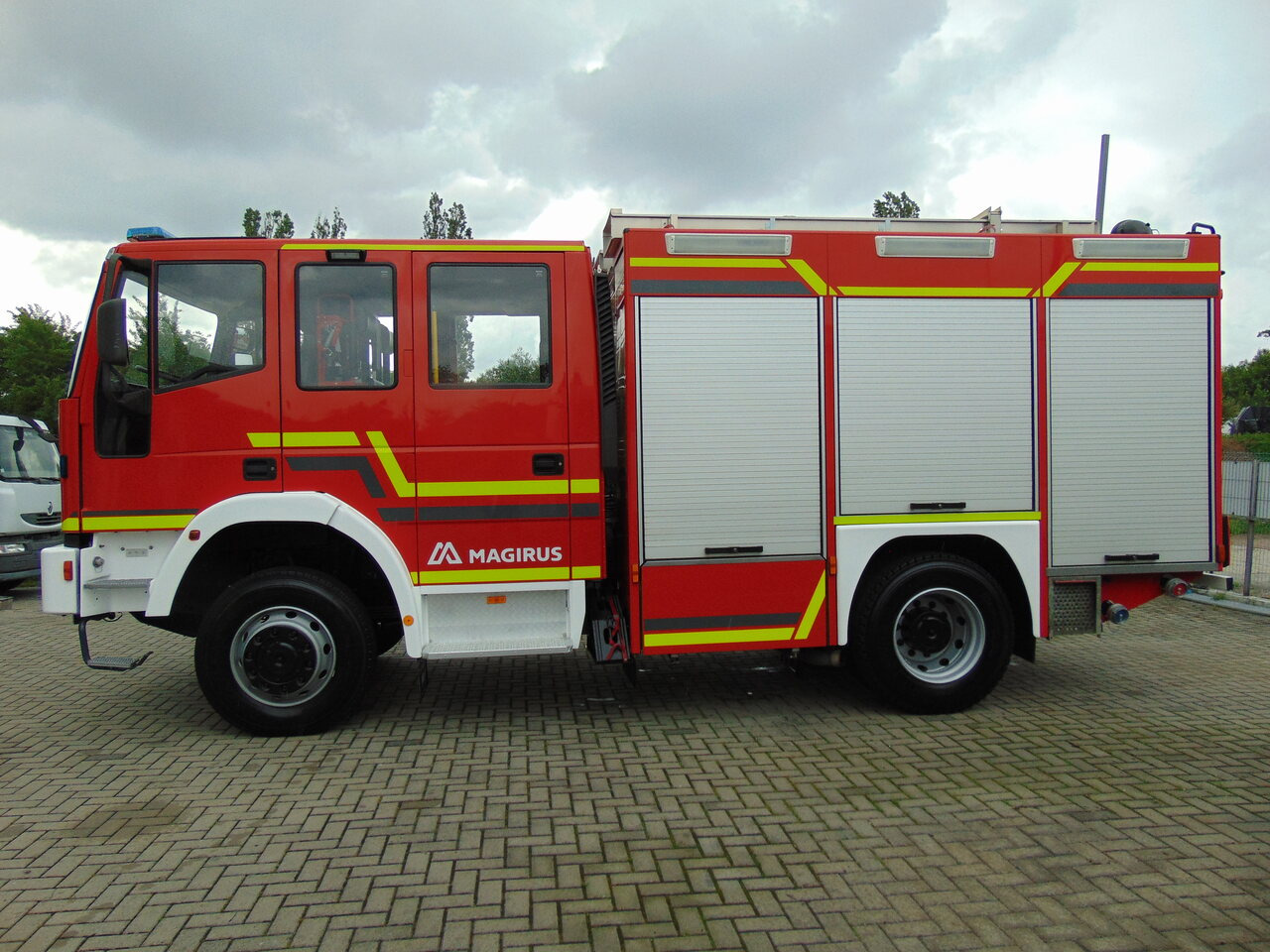 IVECO EuroFire 140E24 4x4 MAGIRUS - Ugunsdzēsēju mašīna: foto 5 IVECO EuroFire 140E24 4x4 MAGIRUS - Ugunsdzēsēju mašīna: foto 5
